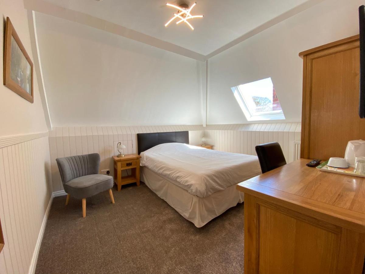 Fairlawns Guest House Banbury Bagian luar foto