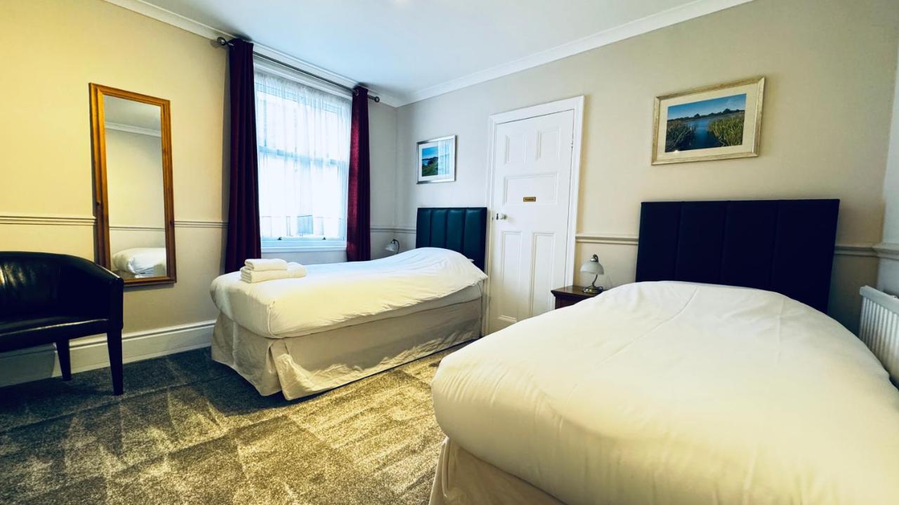 Fairlawns Guest House Banbury Bagian luar foto