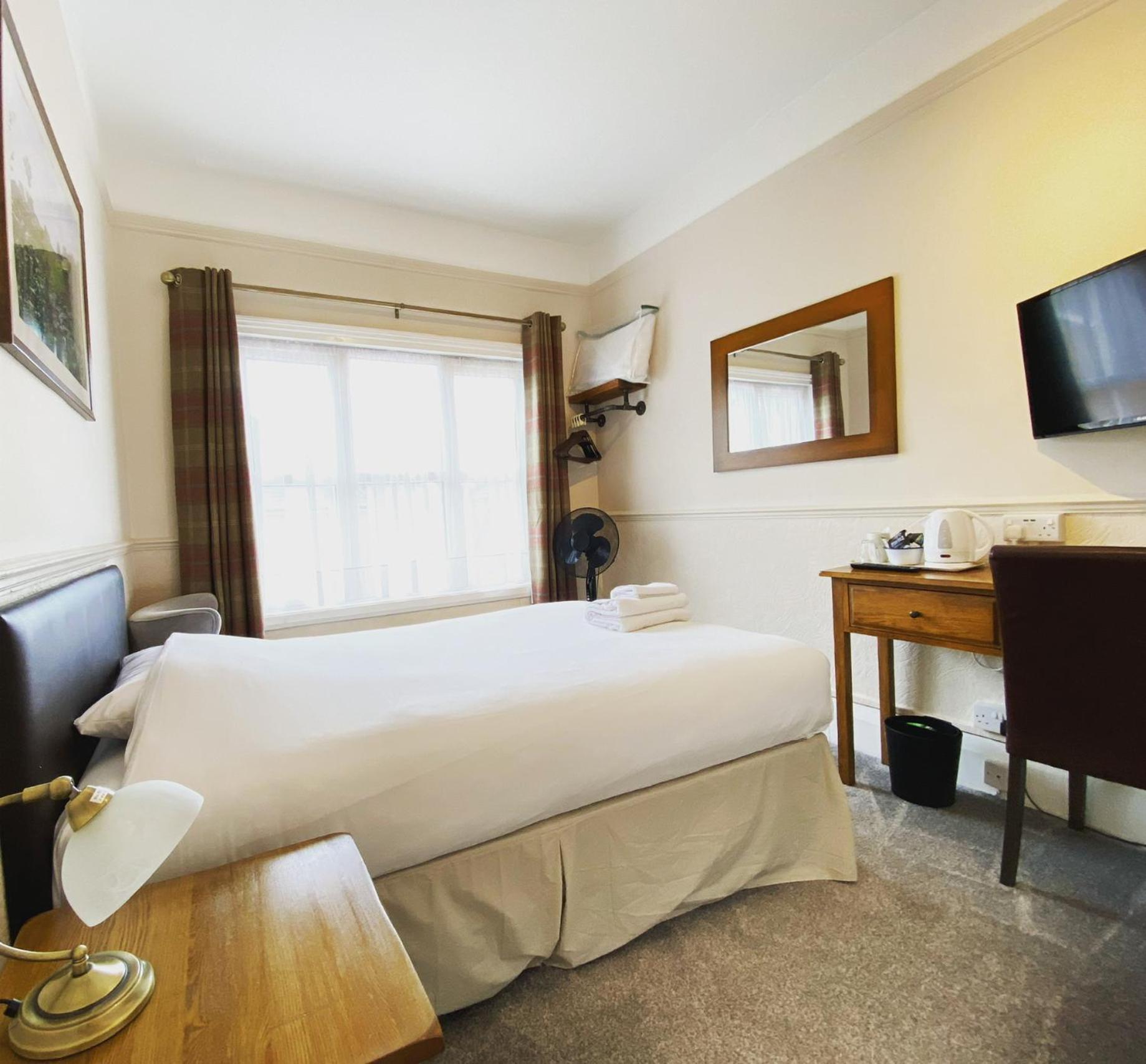 Fairlawns Guest House Banbury Bagian luar foto